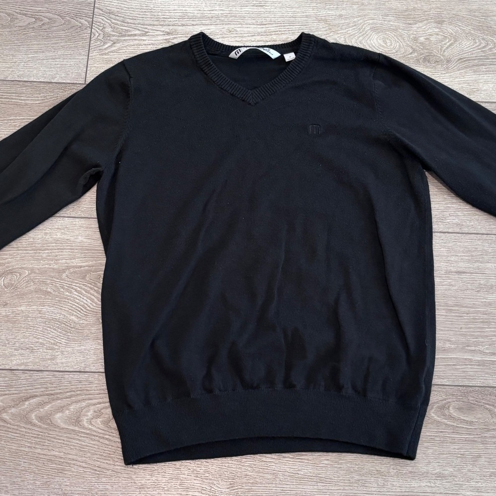 Travis Mathew V-Neck Sweater Mens Medium Black Diamond Quilt Golf Knit Pullover
